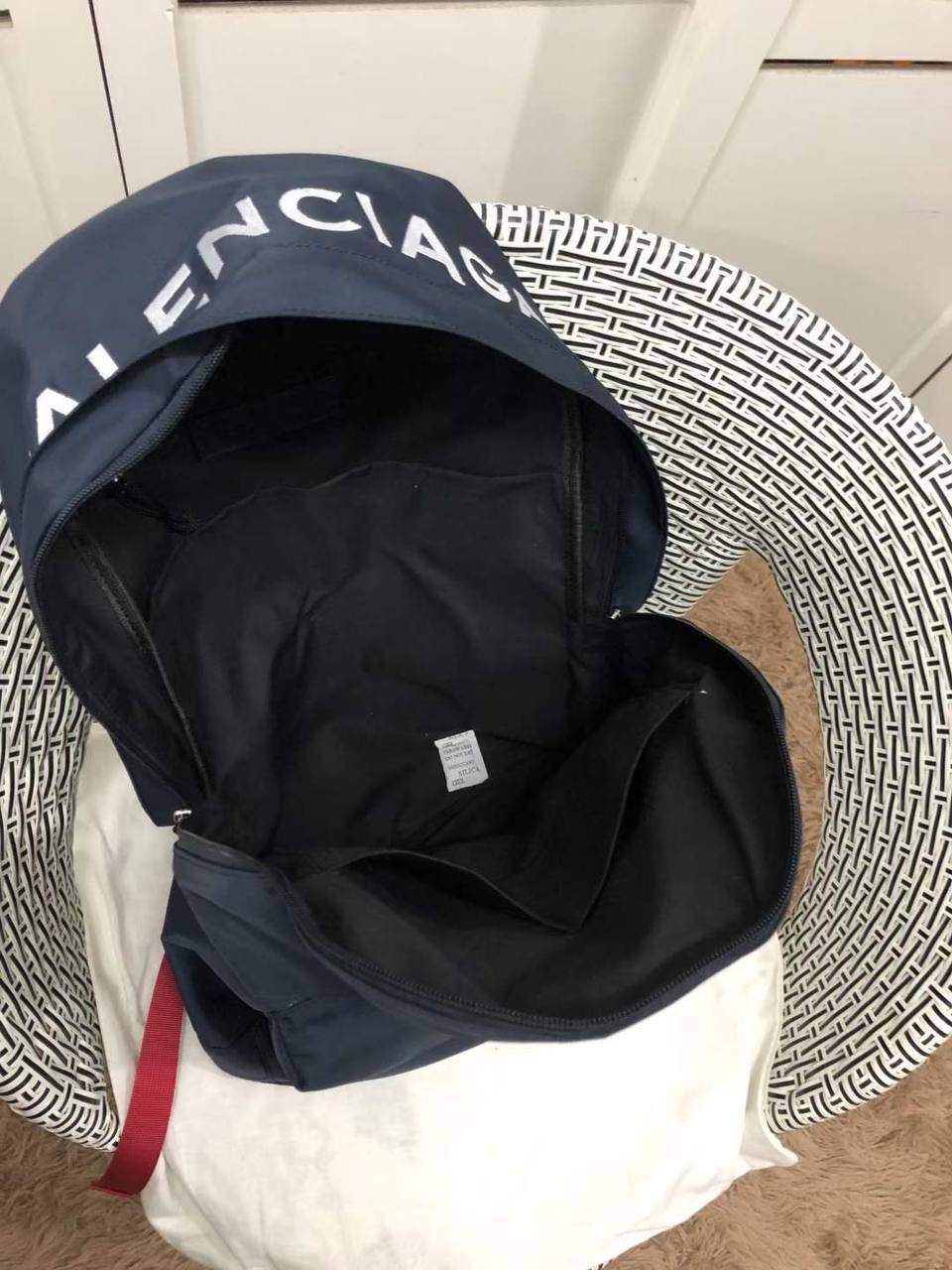 Рюкзак Balenciaga стильный BP-35385 Рюкзак Balenciaga стильный BP-35385