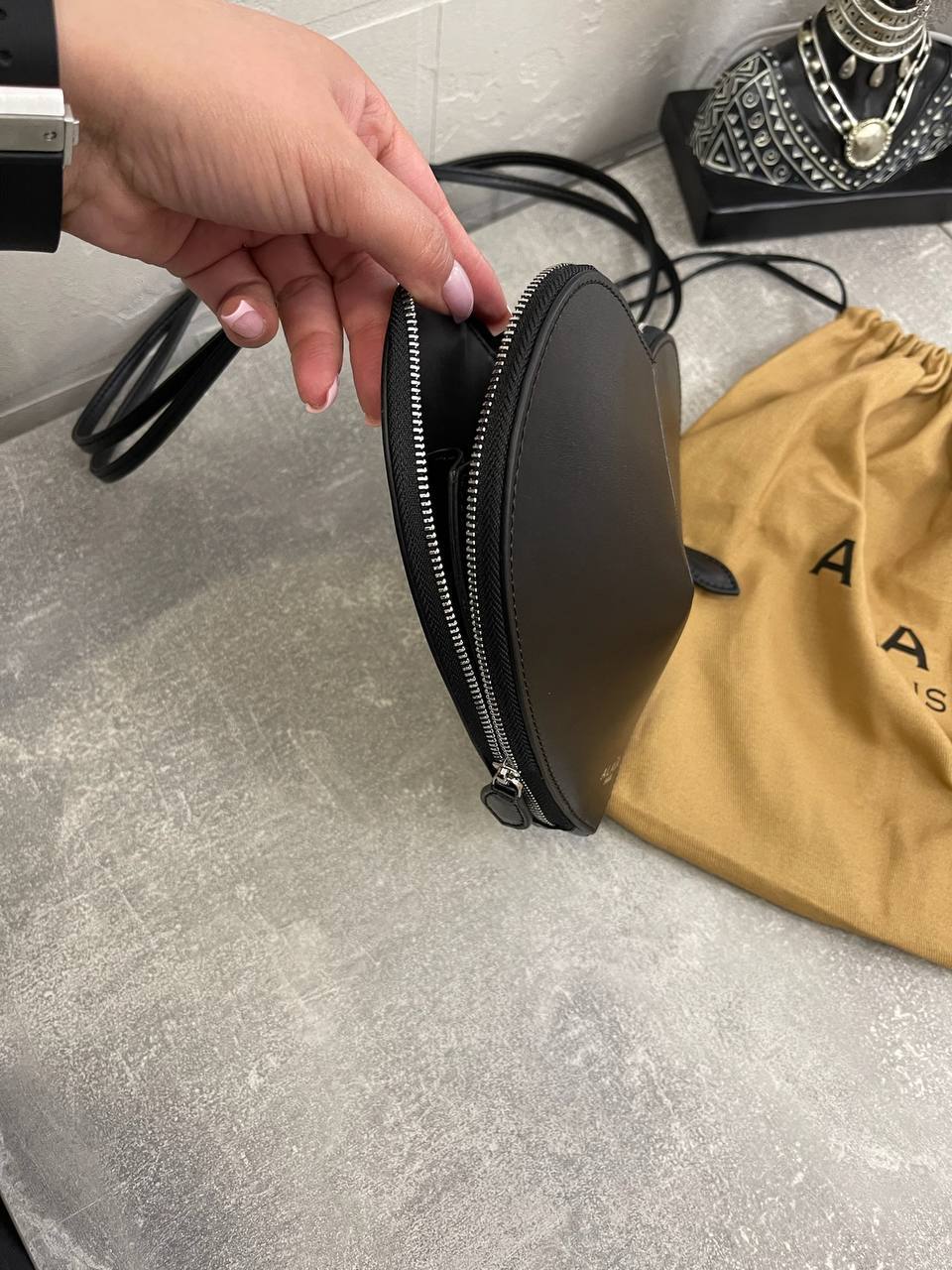 Премиум женская сумка Alaia BP-52281 Премиум женская сумка Alaia BP-52281