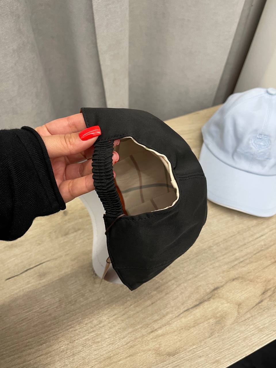 Бейсболка коллекционная Loro Piana BP-46361 Бейсболка коллекционная Loro Piana BP-46361