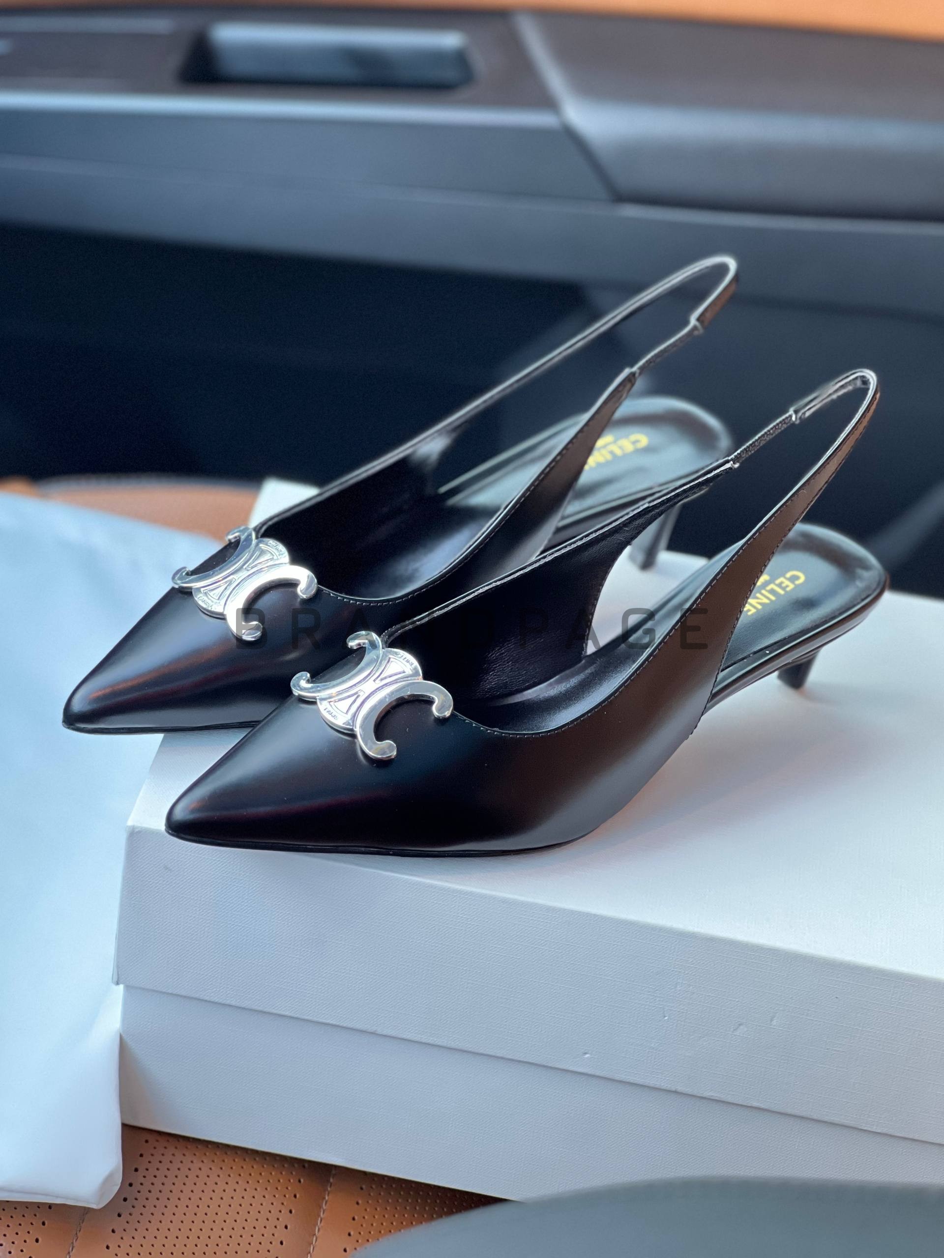 Туфли кожаные Celine Alma BPLUX12558 Туфли кожаные Celine Alma BPLUX12558