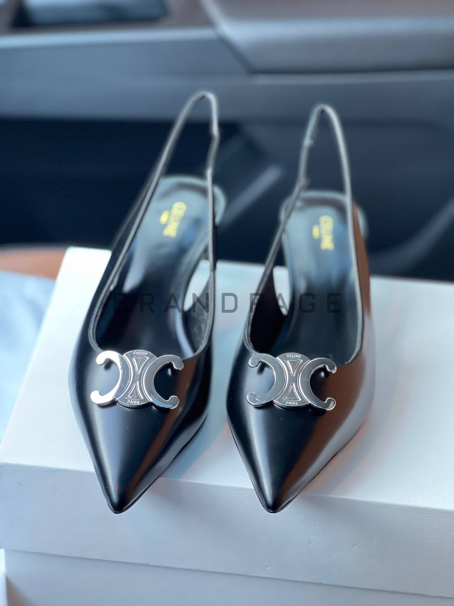 Туфли кожаные Celine Alma BPLUX12558 Туфли кожаные Celine Alma BPLUX12558