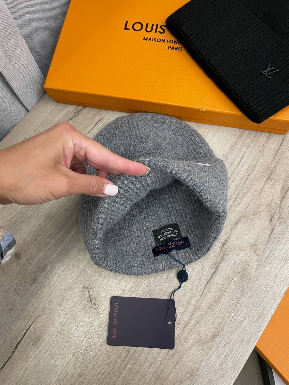 Шапка дизайнерская Louis Vuitton BP-40674 Шапка дизайнерская Louis Vuitton BP-40674