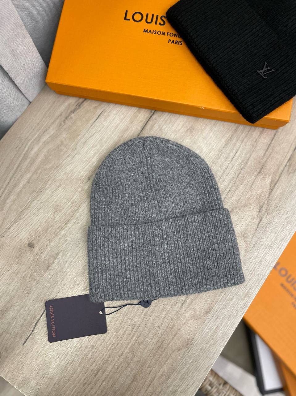 Шапка дизайнерская Louis Vuitton BP-40674 Шапка дизайнерская Louis Vuitton BP-40674