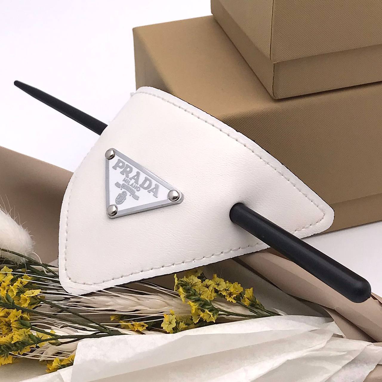 Заколка для волос люкс Prada BP-32843 Заколка для волос люкс Prada BP-32843