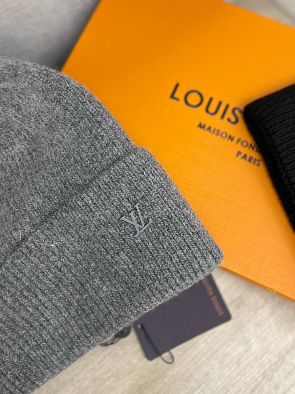 Шапка дизайнерская Louis Vuitton BP-40674 Шапка дизайнерская Louis Vuitton BP-40674