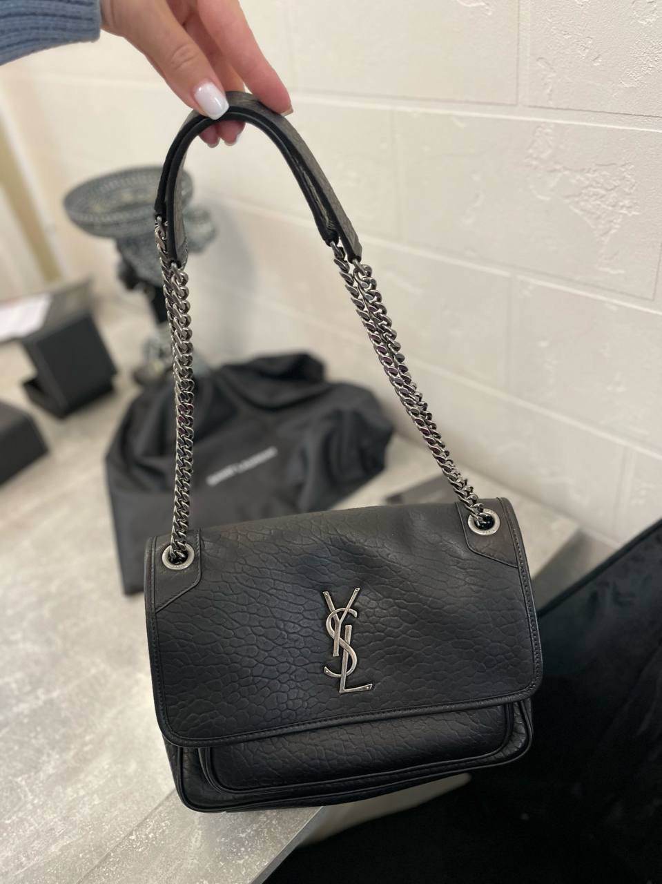 Женская сумка премиум 28 см Yves Saint Laurent BP-42324 Женская сумка премиум 28 см Yves Saint Laurent BP-42324