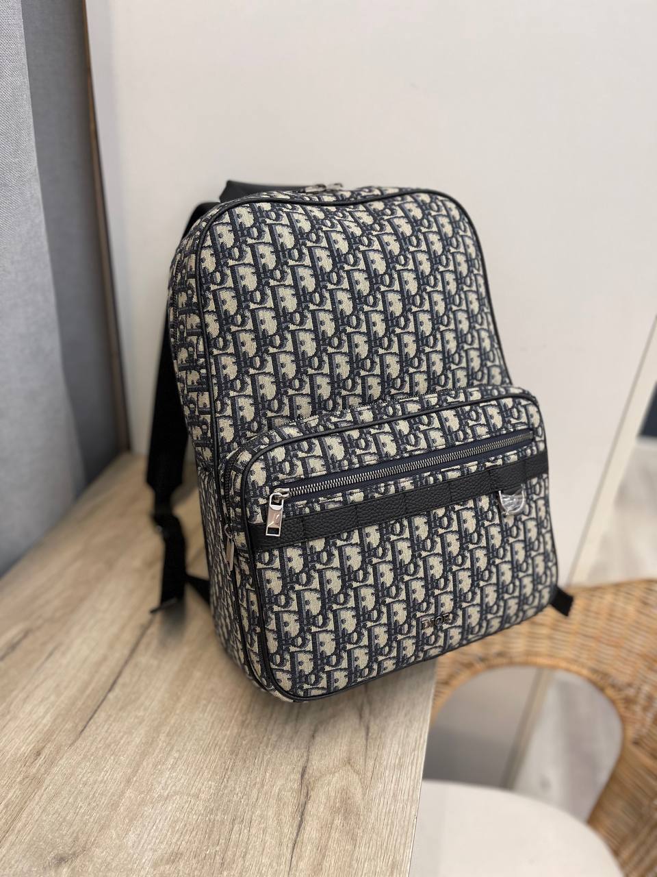 Стильный рюкзак Christian Dior BP-40242 Стильный рюкзак Christian Dior BP-40242