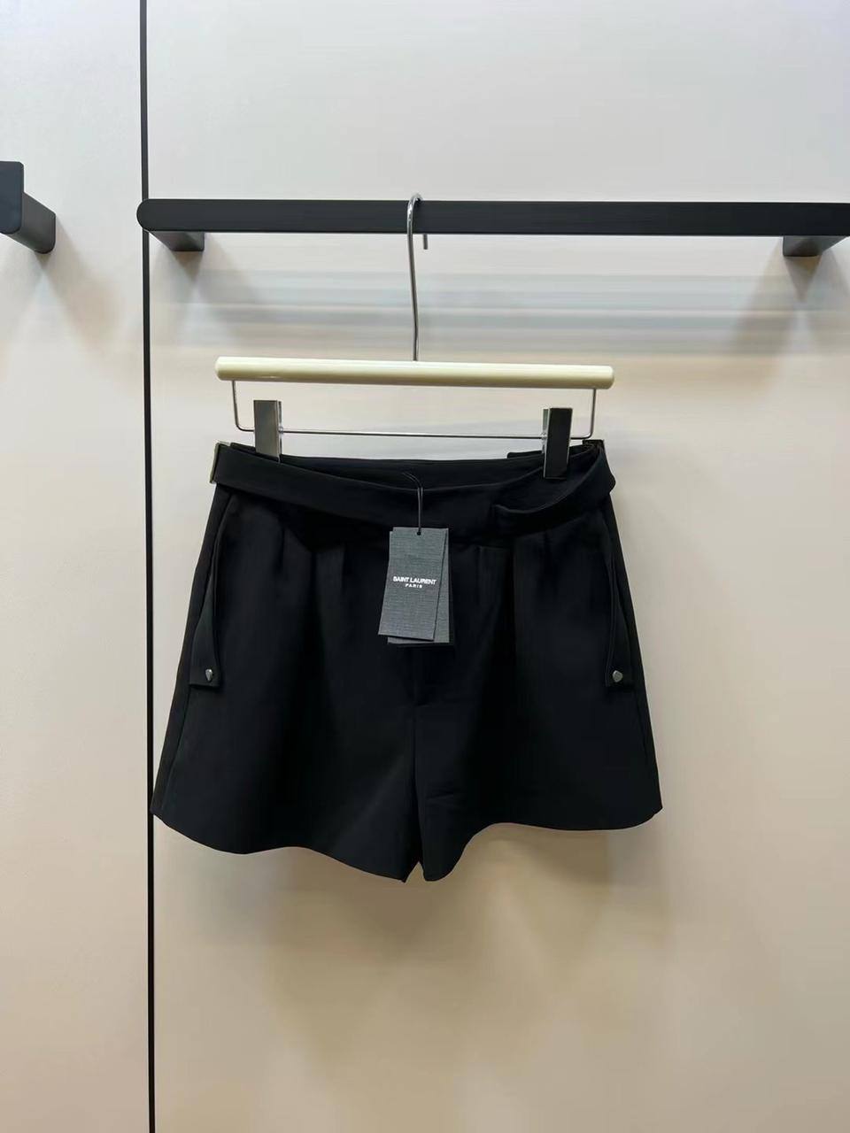 Шорты люкс Yves Saint Laurent BP-13216 Шорты люкс Yves Saint Laurent BP-13216