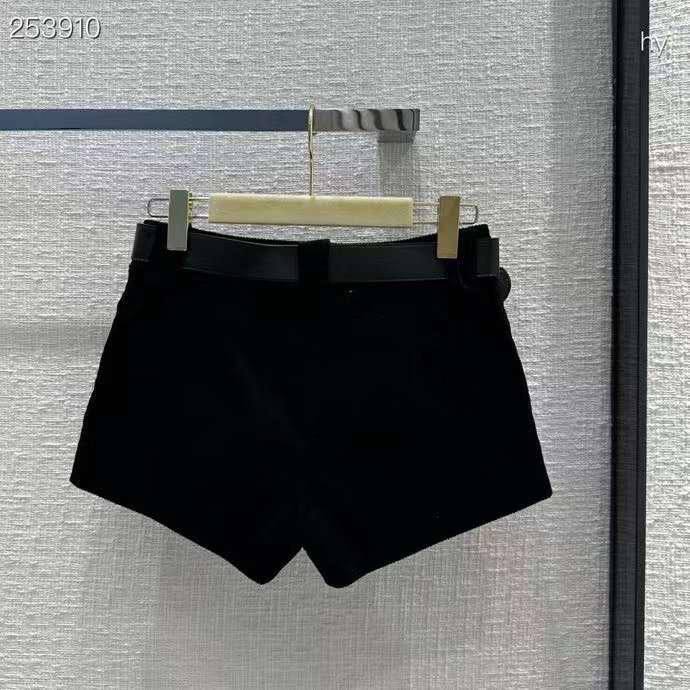 Трендовые шорты Miu Miu BP-42751 Трендовые шорты Miu Miu BP-42751