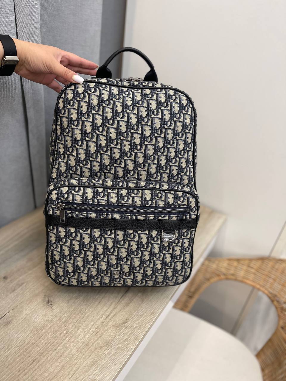 Стильный рюкзак Christian Dior BP-40242 Стильный рюкзак Christian Dior BP-40242