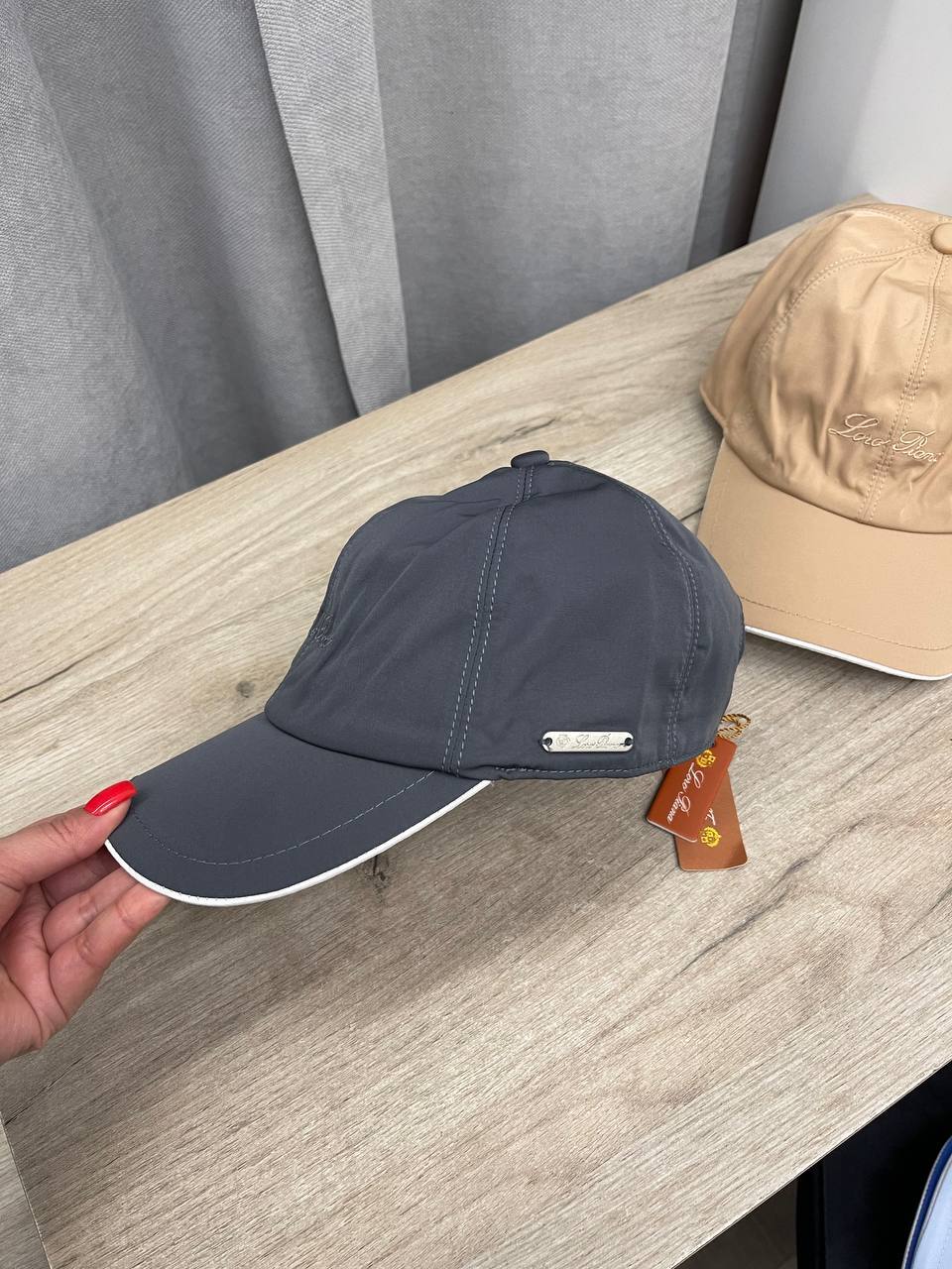 Бейсболка уникальная Loro Piana BP-46366 Бейсболка уникальная Loro Piana BP-46366