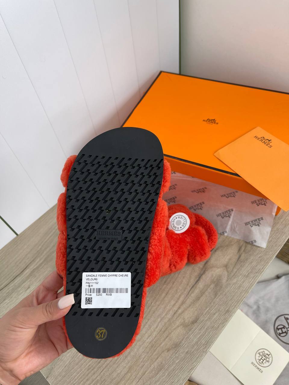 Hermes BP-17948 премиум меховые тапочки Hermes BP-17948 премиум меховые тапочки