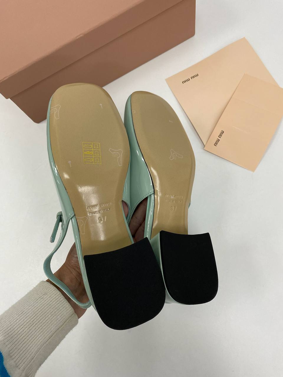 Трендовые туфли Miu Miu BP-33660 Трендовые туфли Miu Miu BP-33660