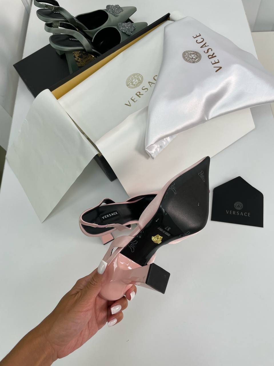 Трендовые туфли Versace BP-16079 Трендовые туфли Versace BP-16079