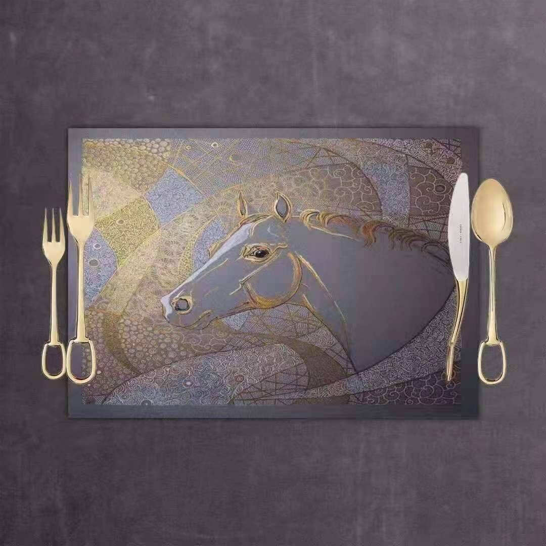 Hermes BP-44170 салфетка 34*45 для стола Hermes BP-44170 салфетка 34*45 для стола