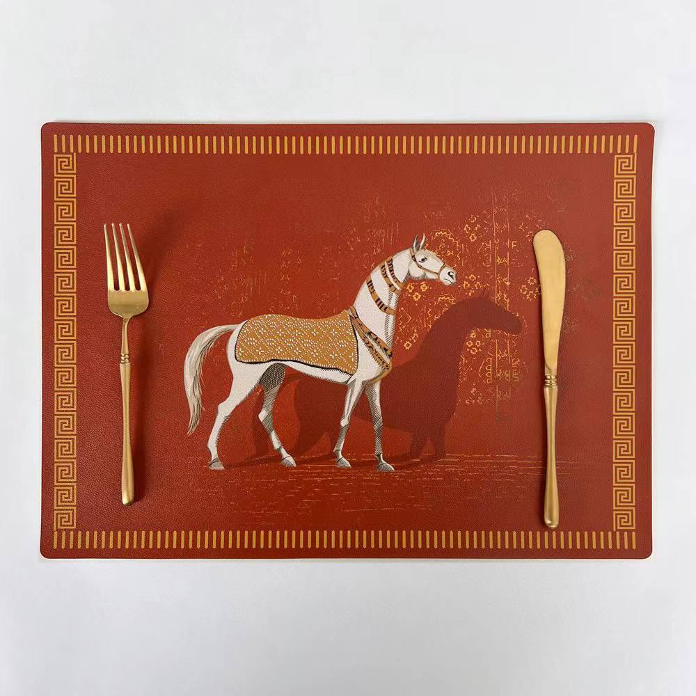 Красно-оранжевая салфетка Hermes BP-15914 для стола Красно-оранжевая салфетка Hermes BP-15914 для стола