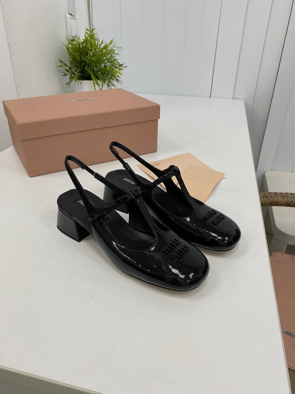 Коллекционные туфли Miu Miu BP-33659 Коллекционные туфли Miu Miu BP-33659