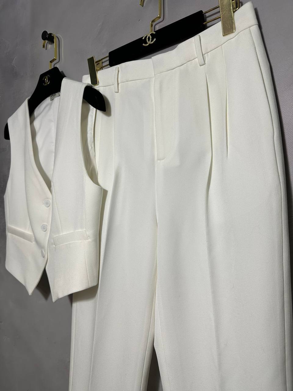 Трендовый костюм Yves Saint Laurent BP-43618 Трендовый костюм Yves Saint Laurent BP-43618