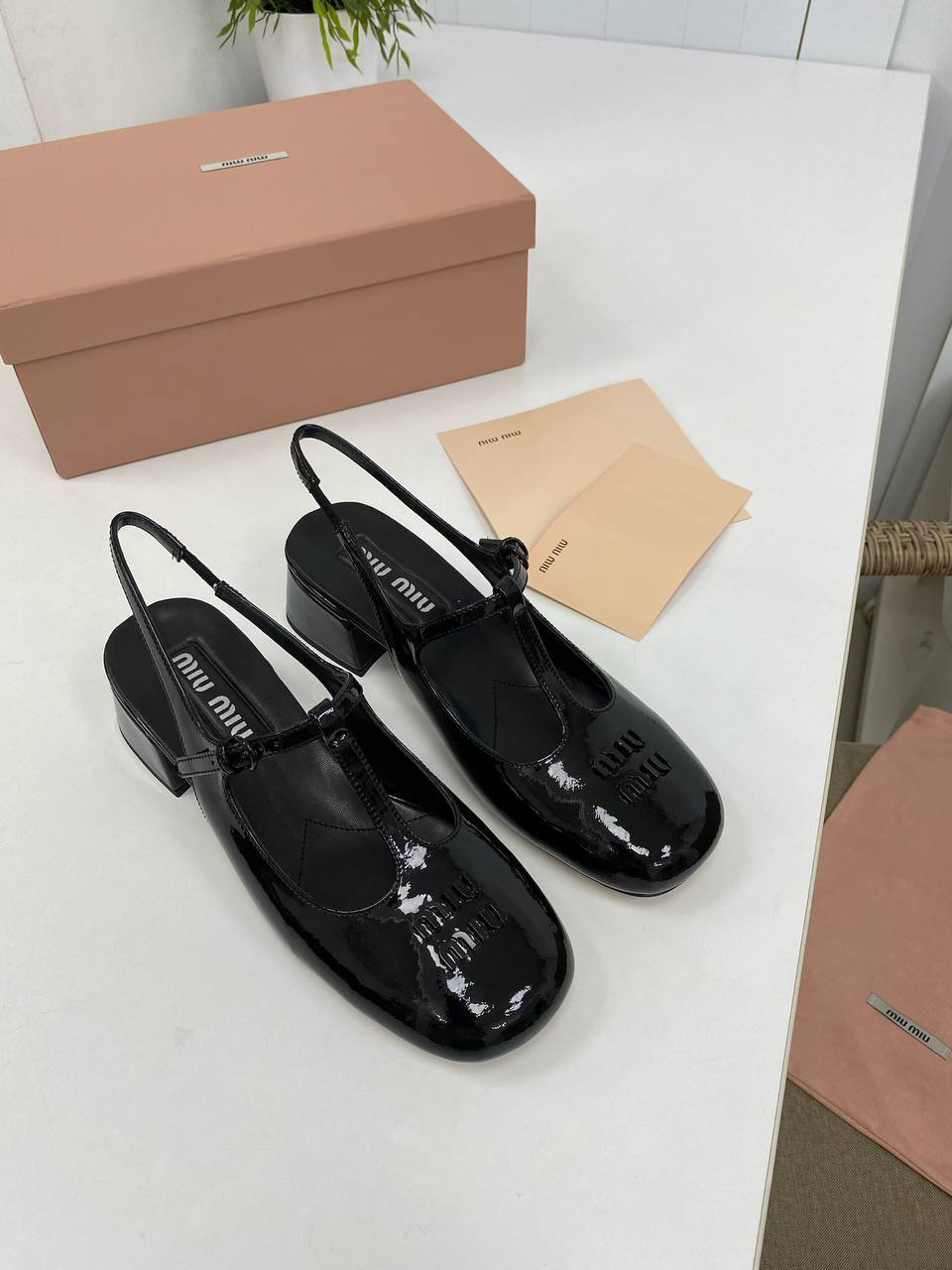 Коллекционные туфли Miu Miu BP-33659 Коллекционные туфли Miu Miu BP-33659