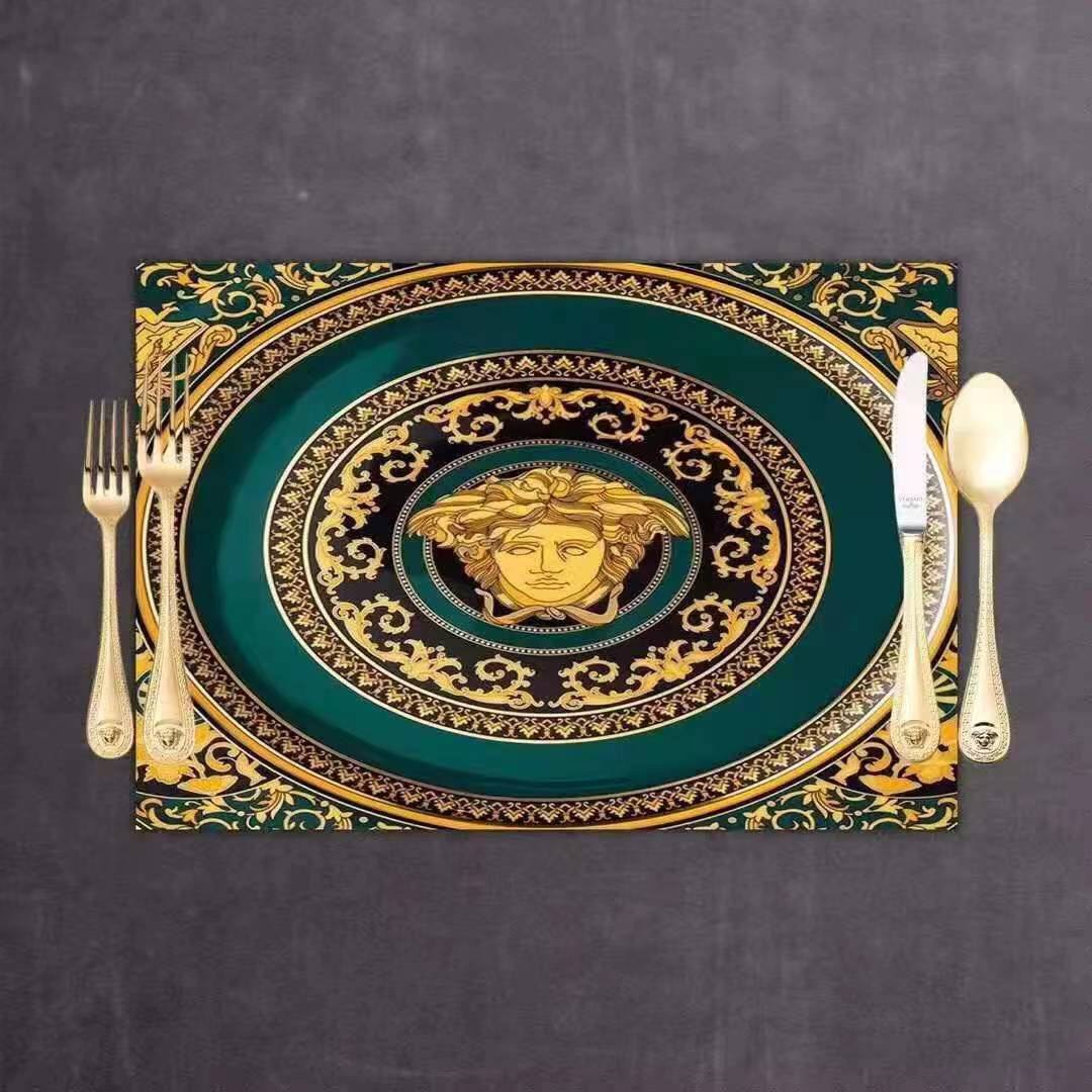 Салфетка желто-зеленая Versace BP-25939 для стола Салфетка желто-зеленая Versace BP-25939 для стола