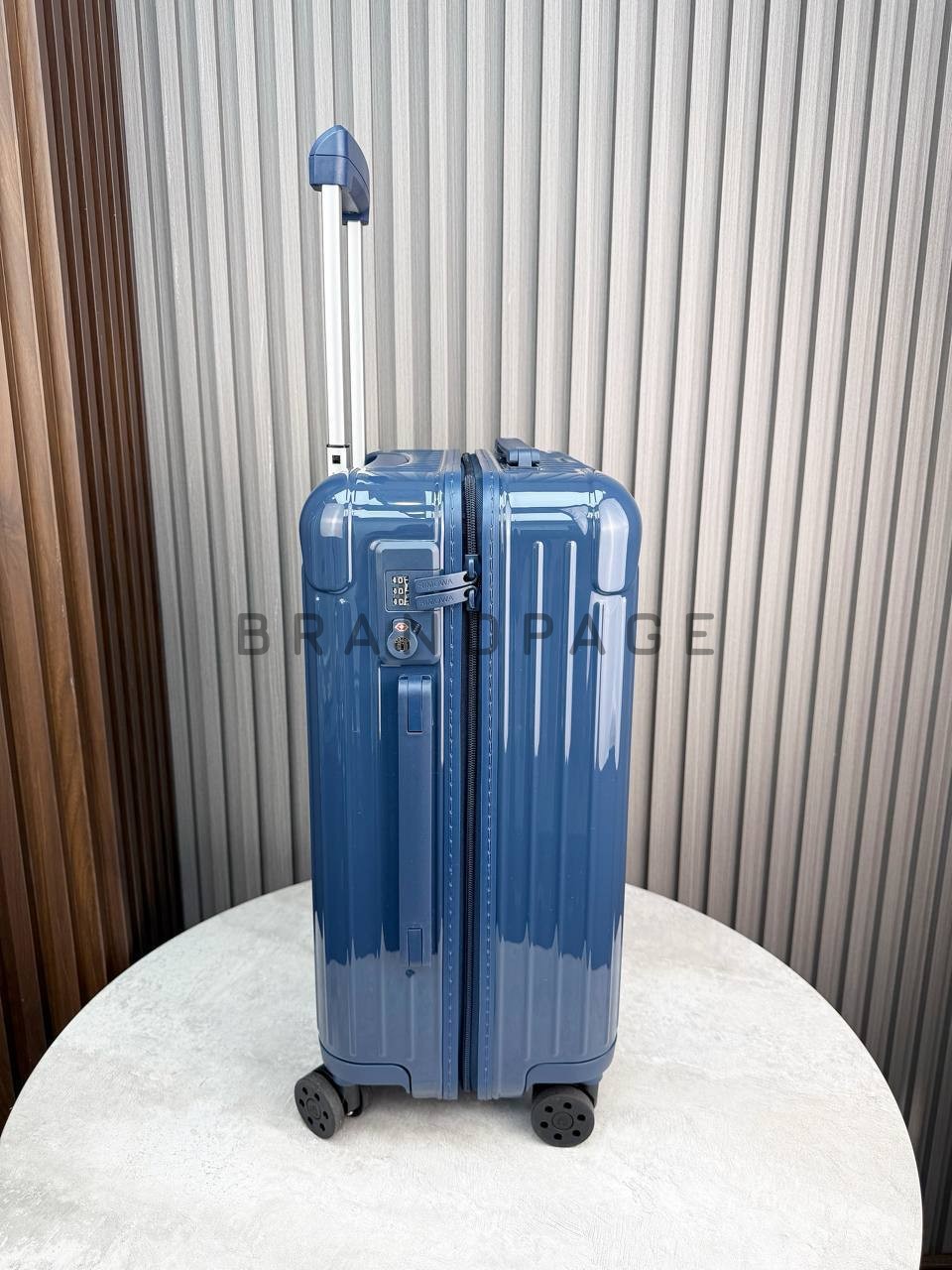 Спортивный костюм из шерсти Loro Piana BPLUX12468 Спортивный костюм из шерсти Loro Piana BPLUX12468