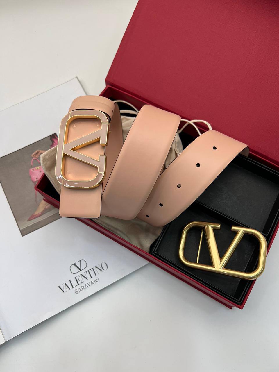 Коллекционный ремень двухсторонний Valentino BP-35083 Коллекционный ремень двухсторонний Valentino BP-35083