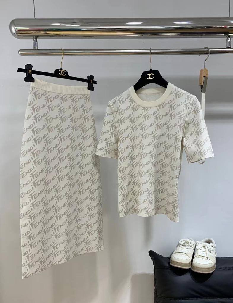 Костюм Fendi люкс BP-15211 Костюм Fendi люкс BP-15211