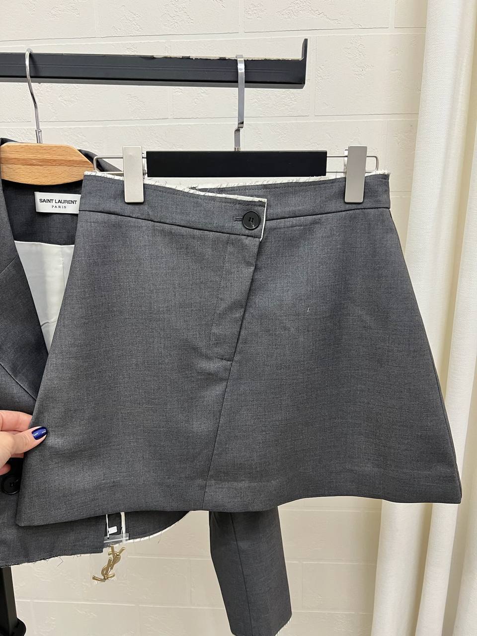 Коллекционный костюм женский Yves Saint Laurent BP-49402 Коллекционный костюм женский Yves Saint Laurent BP-49402