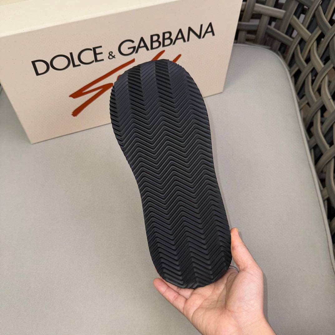 Дизайнерские кроссовки черные Cushion Dolce & Gabbana BP-975799 Дизайнерские кроссовки черные Cushion Dolce & Gabbana BP-975799