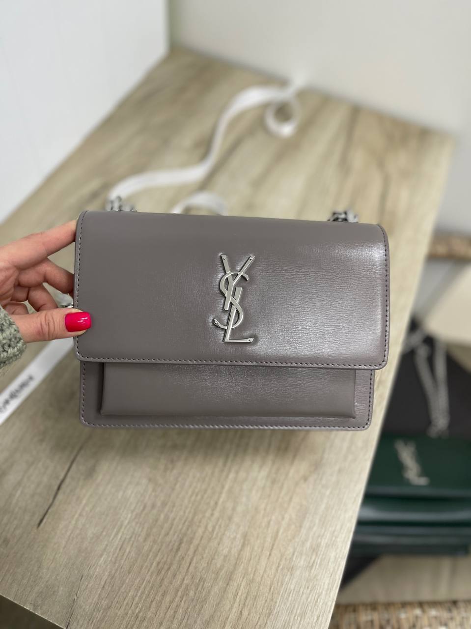 Женская элитная сумка Yves Saint Laurent BP-29917 Женская элитная сумка Yves Saint Laurent BP-29917