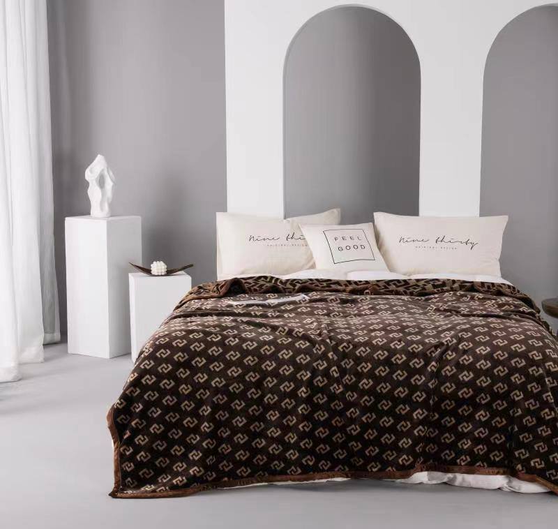 Плед Fendi 200x230 премиум BP-16274 Плед Fendi 200x230 премиум BP-16274