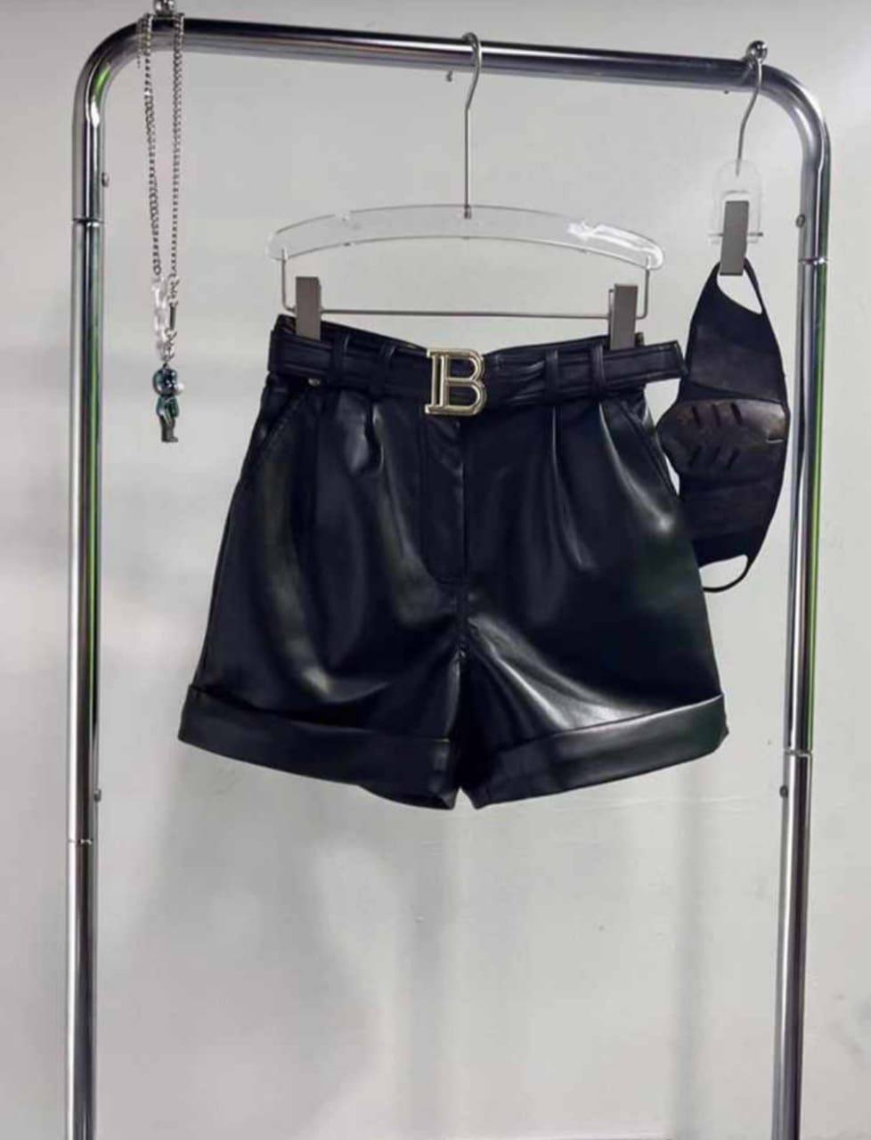 Шорты Balmain коллекционные BP-18897 Шорты Balmain коллекционные BP-18897