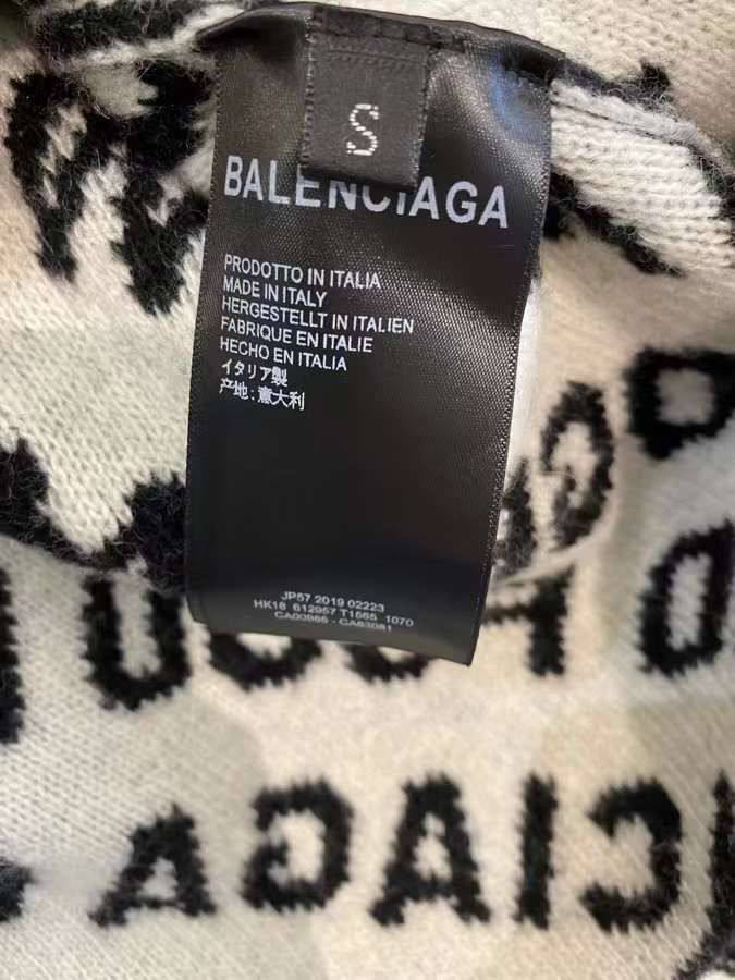 Свитер женский Balenciaga элитный BP-22034 Свитер женский Balenciaga элитный BP-22034