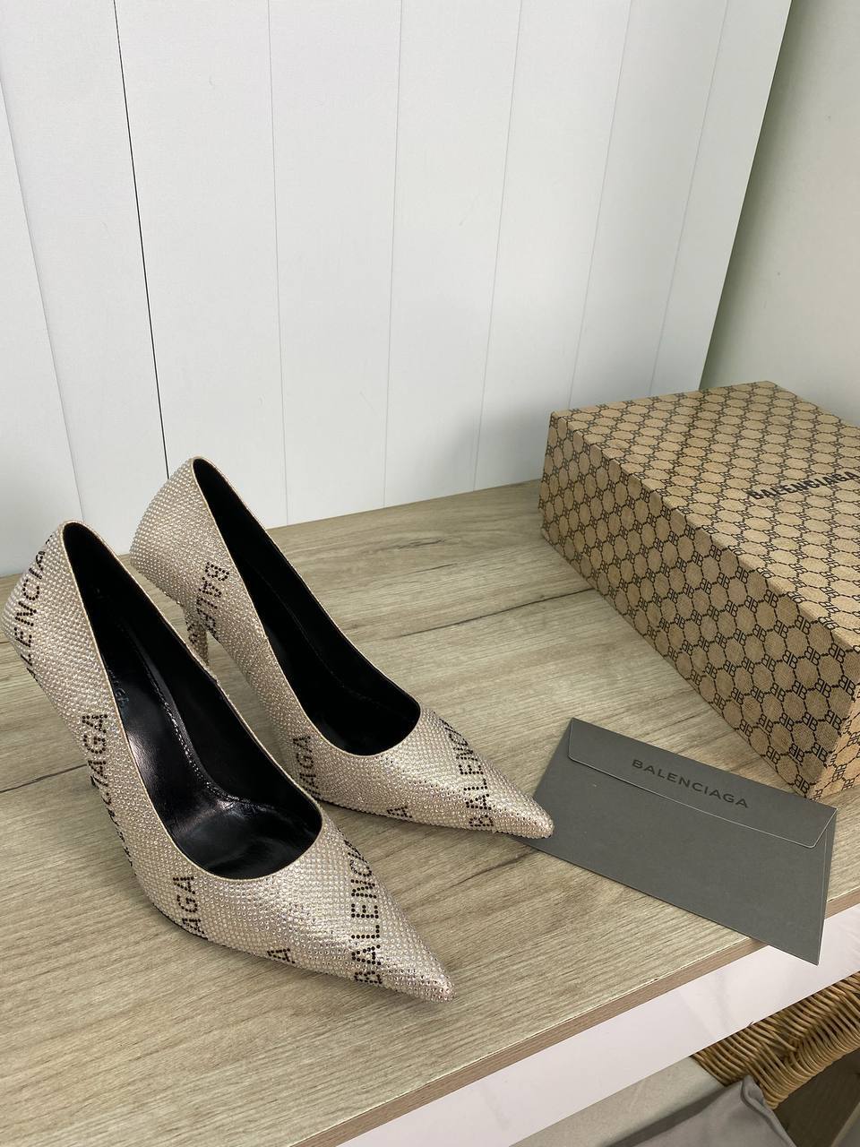 Трендовые туфли Balenciaga BP-25420 Трендовые туфли Balenciaga BP-25420