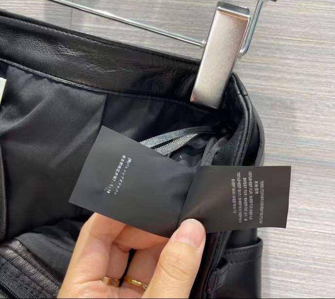 Кожаные шорты Yves Saint Laurent элитные BP-23852 Кожаные шорты Yves Saint Laurent элитные BP-23852