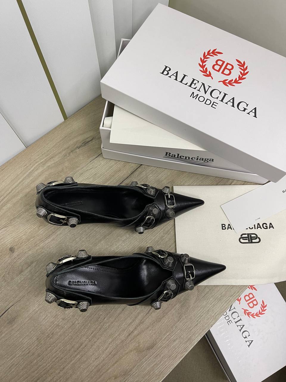 Трендовые туфли Balenciaga BP-31151 Трендовые туфли Balenciaga BP-31151