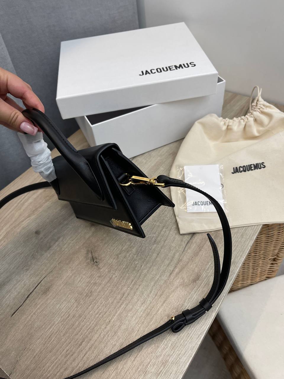 Коллекционная сумка черная Jacquemus женская BP-49067 Коллекционная сумка черная Jacquemus женская BP-49067