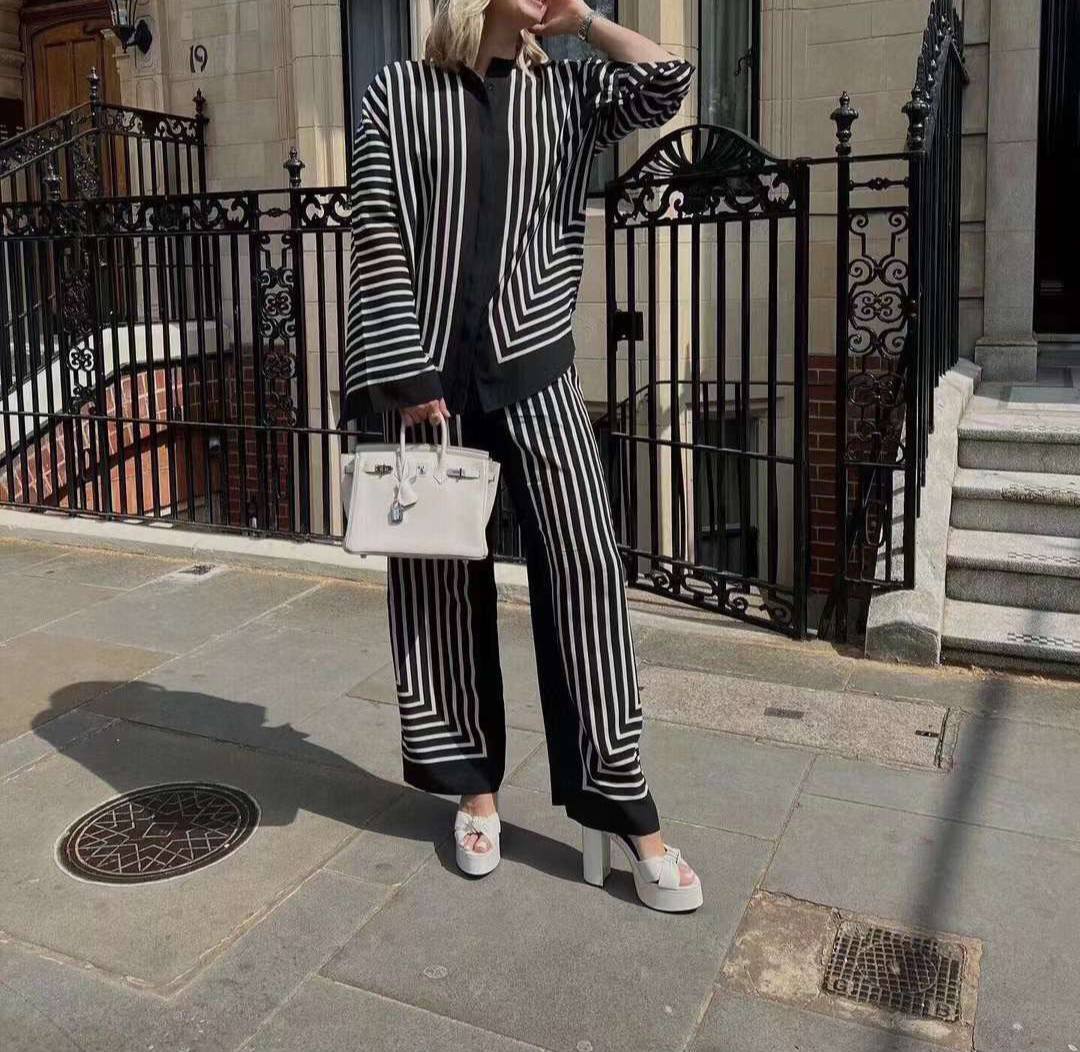 Премиум брючный костюм из шёлка Toteme BP-30597 Премиум брючный костюм из шёлка Toteme BP-30597