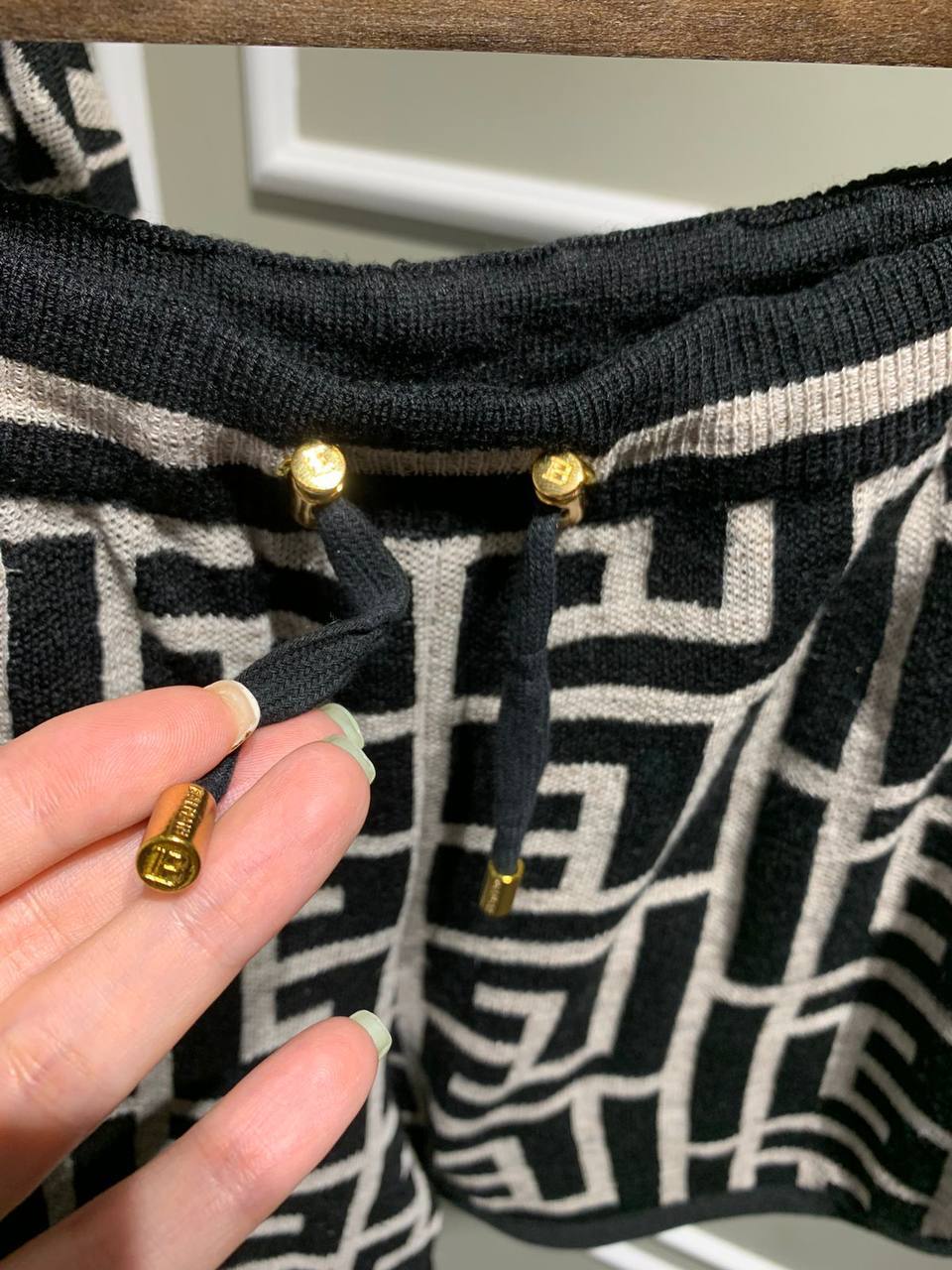 Коллекционный костюм Fendi BP-14195 Коллекционный костюм Fendi BP-14195