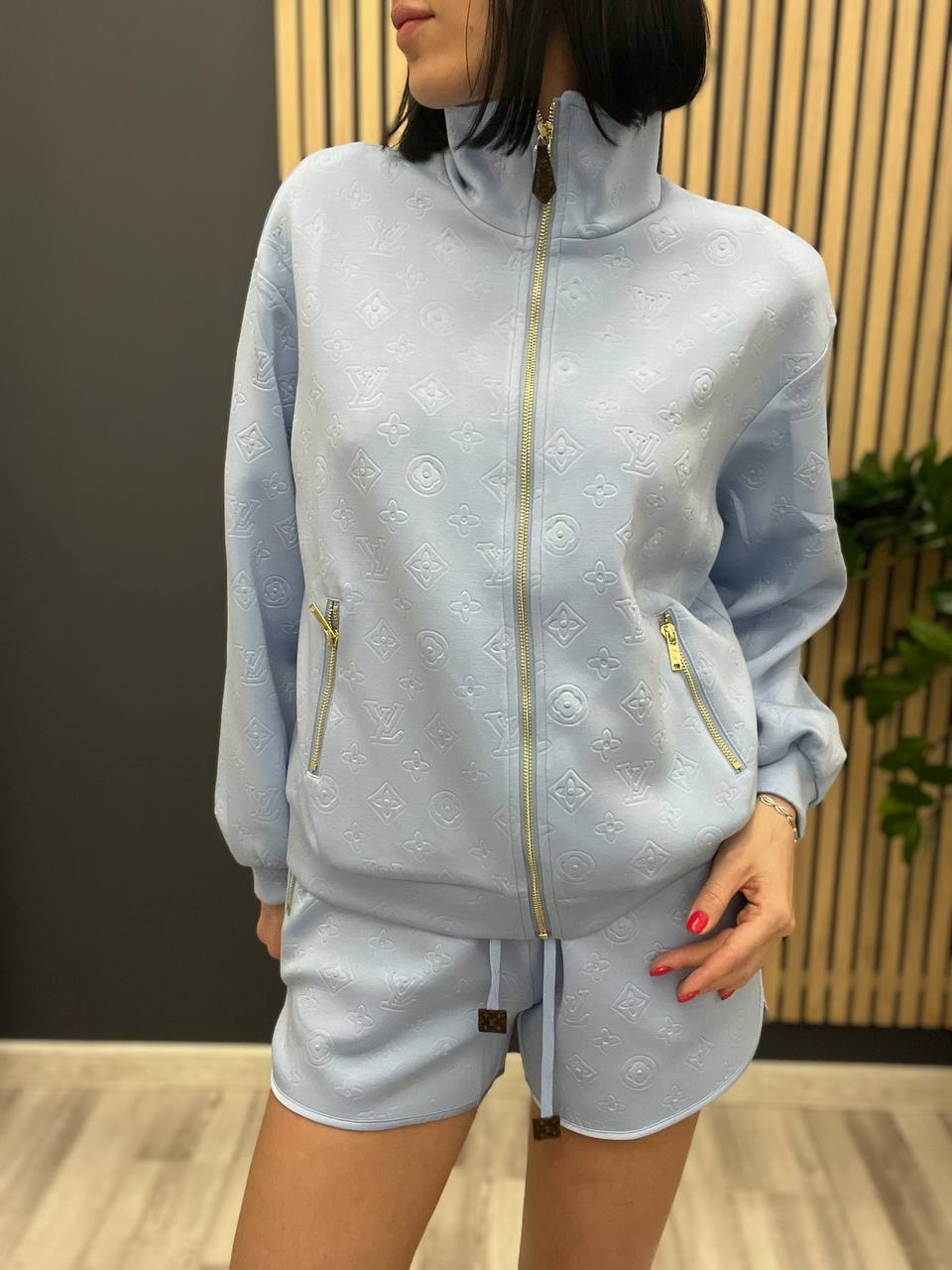 Элитный костюм женский Louis Vuitton BP-48212 Элитный костюм женский Louis Vuitton BP-48212