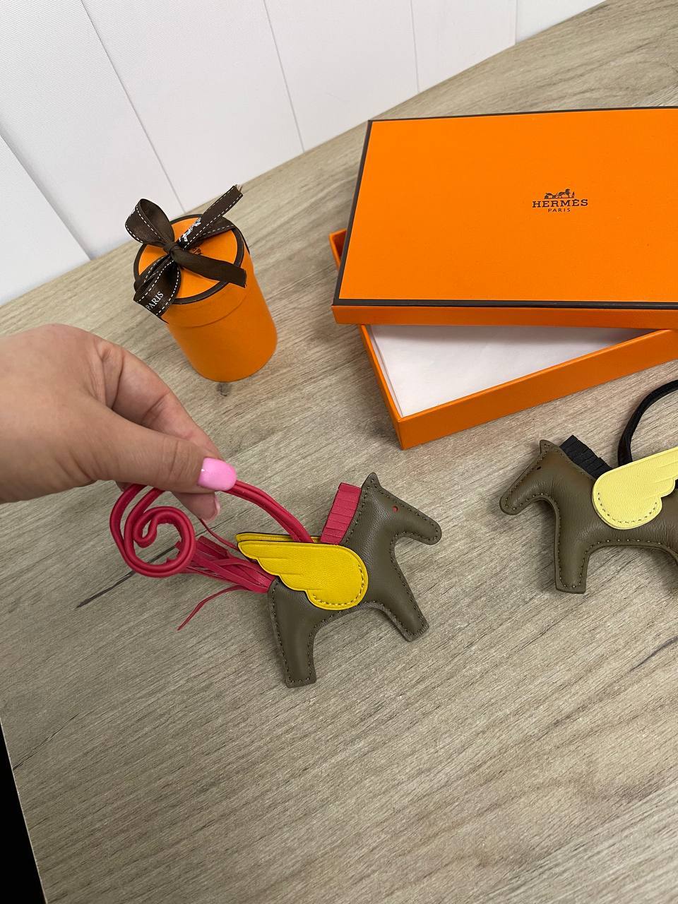 Коллекционный брелок Hermes BP-28915 Коллекционный брелок Hermes BP-28915