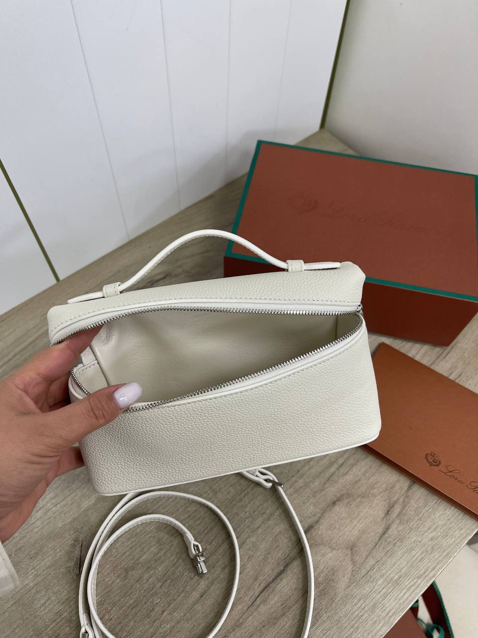 Повседневная женская сумка Loro Piana BP-33675 Повседневная женская сумка Loro Piana BP-33675