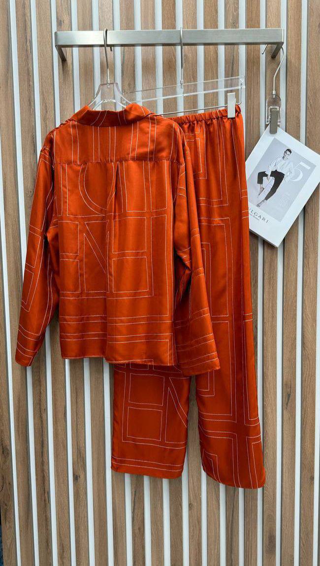 Трендовый костюм женский Toteme BP-52679 Трендовый костюм женский Toteme BP-52679