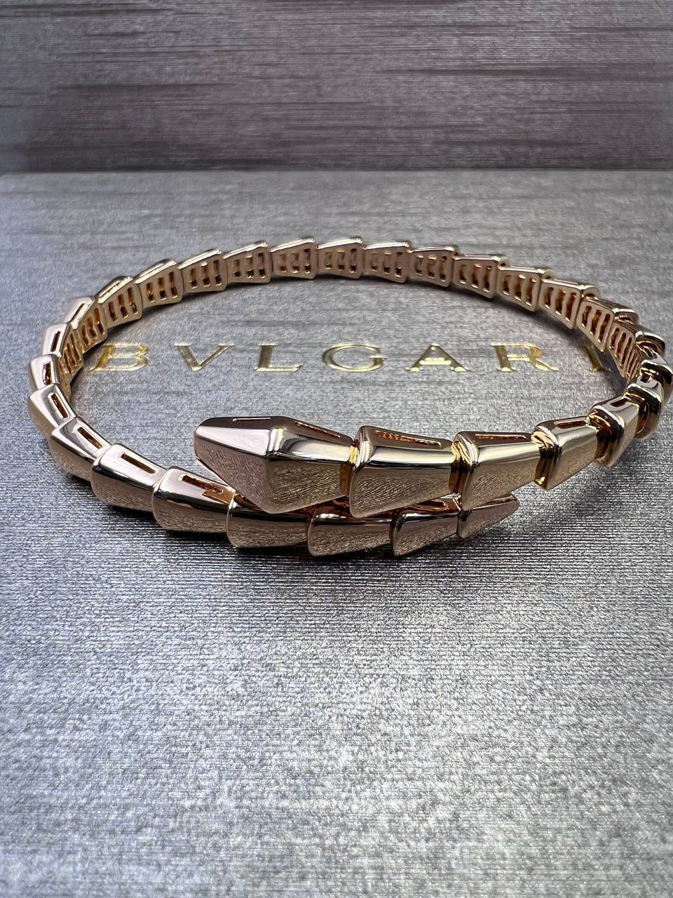 Повседневный браслет Bvlgari BP-51861 Повседневный браслет Bvlgari BP-51861