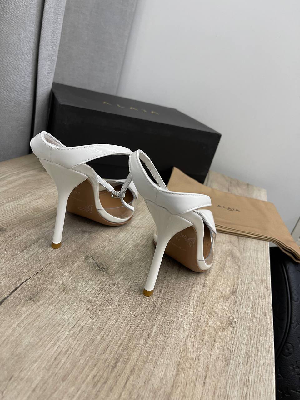 Премиум туфли Alaia BP-51989 Премиум туфли Alaia BP-51989