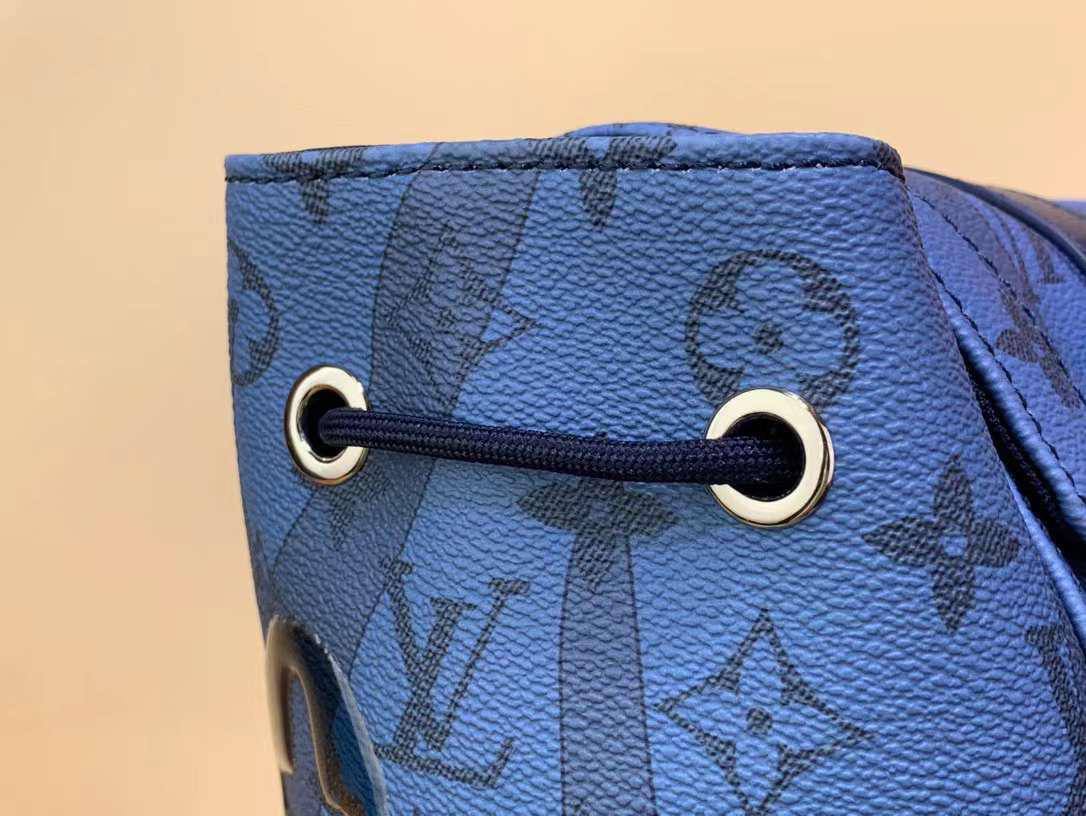 Коллекционный рюкзак Louis Vuitton BP-38739 Коллекционный рюкзак Louis Vuitton BP-38739