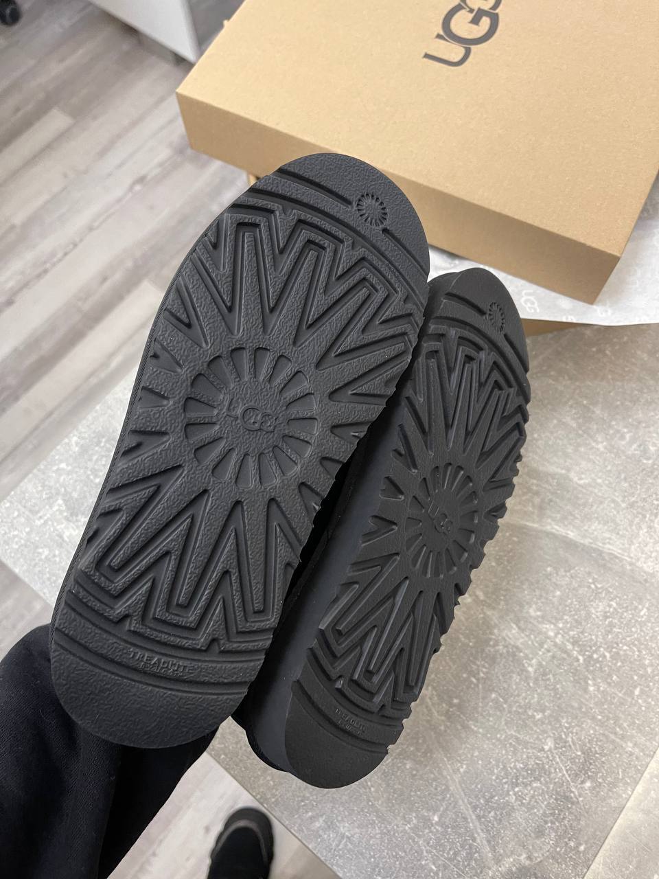 UGG Tasman Ugg Australia черные BP-42082 UGG Tasman Ugg Australia черные BP-42082