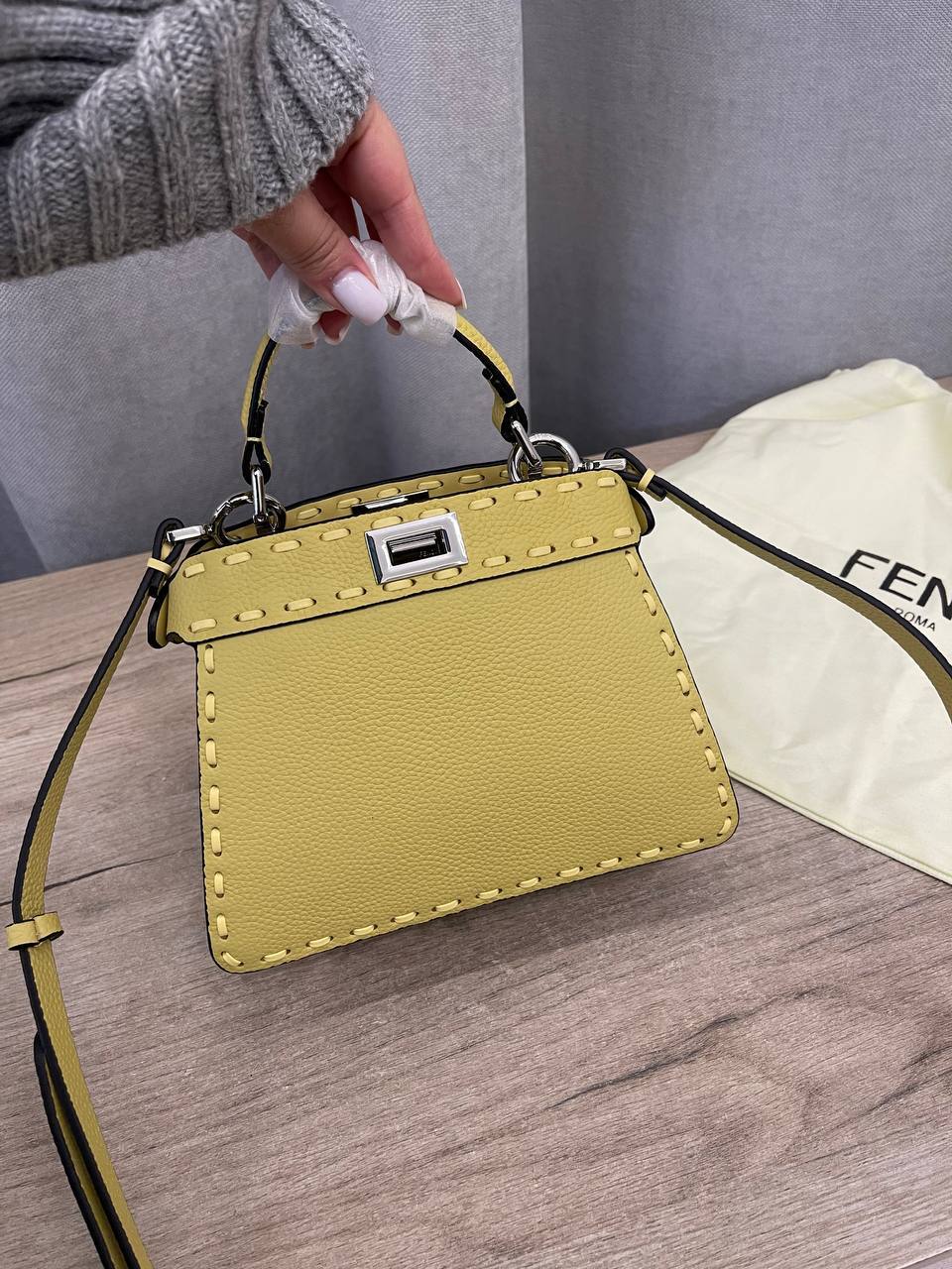 Peekaboo ISeeU коллекционная сумка Fendi BP-50621 Peekaboo ISeeU коллекционная сумка Fendi BP-50621
