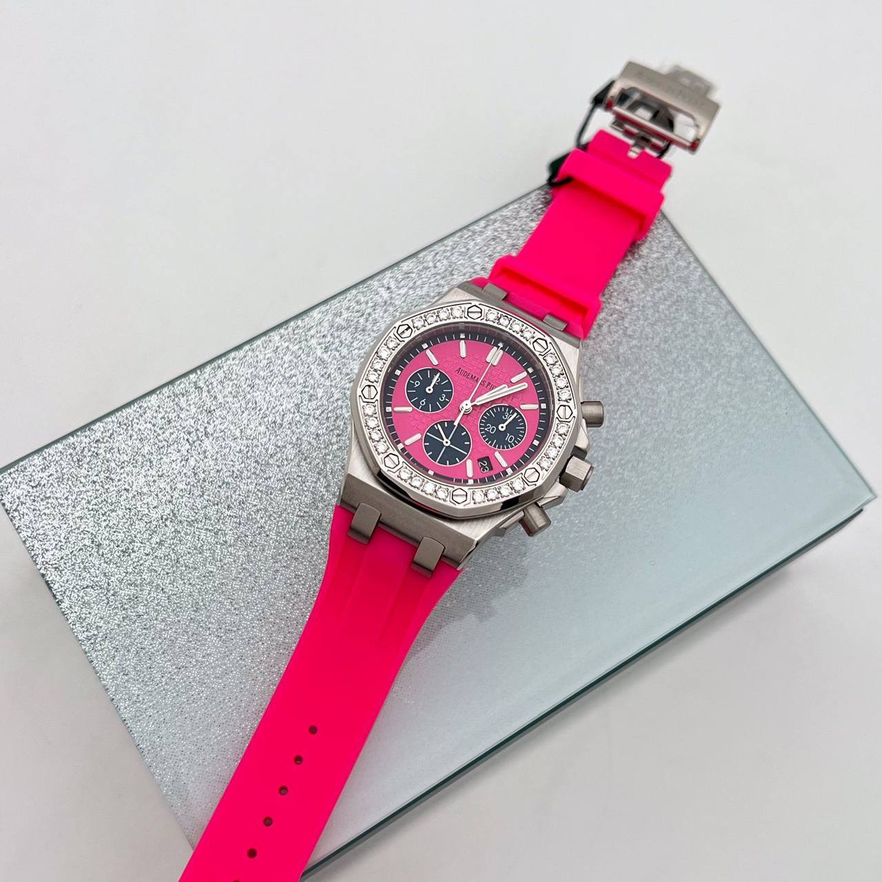 Элегантные часы Audemars Piguet BP-48336 Элегантные часы Audemars Piguet BP-48336