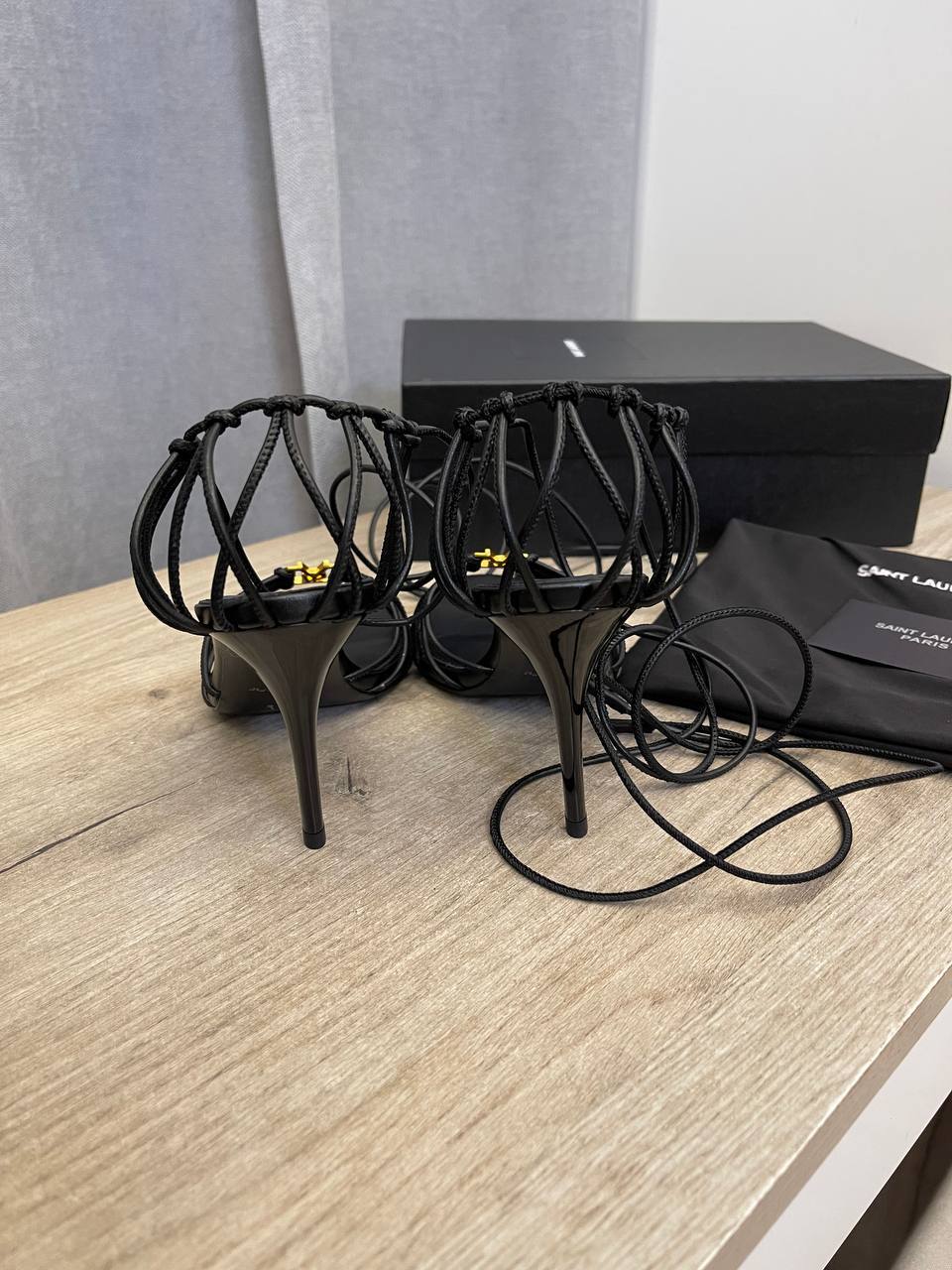 Люкс босоножки Yves Saint Laurent BP-51510 Люкс босоножки Yves Saint Laurent BP-51510